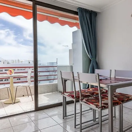Sea Breeze In Playa De Americas With Parking アパート *