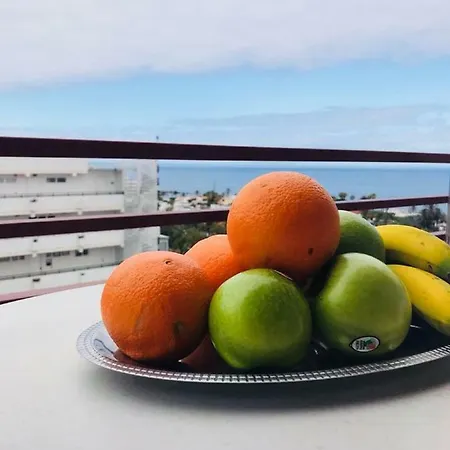 Sea Breeze In Playa De Americas With Parking * Playa de las Americas (Tenerife)