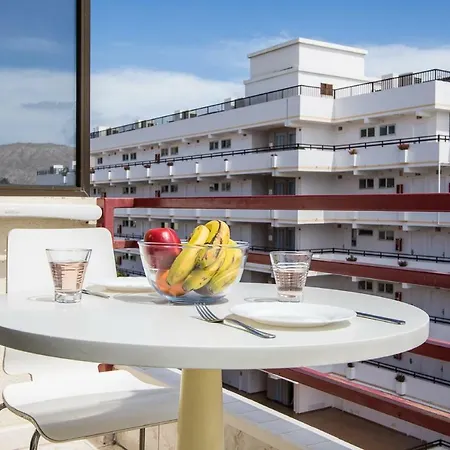 Apartment Sea Breeze In Playa De Americas With Parking *