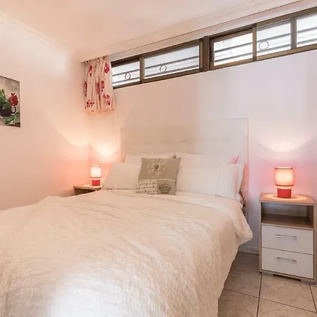 Apartment Sea Breeze In Playa De Americas With Parking