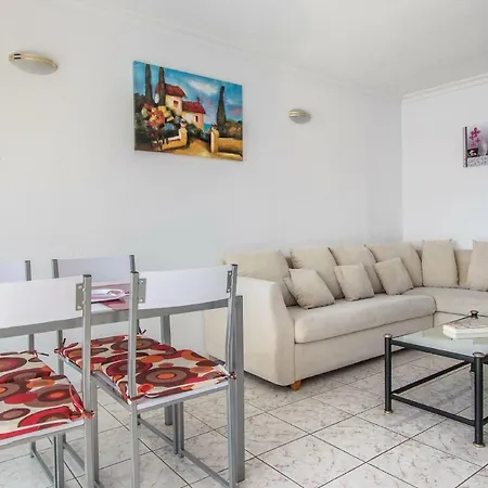 Sea Breeze In Playa De Americas With Parking Apartment Playa de las Americas (Tenerife)