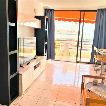 Sea Breeze In Playa De Americas With Parking 아파트 플라야데라스아메리카스